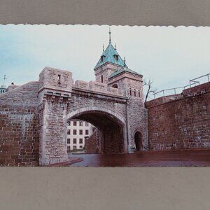 Vintage Postcard - Porte Kent Quebec City - Dexter Press